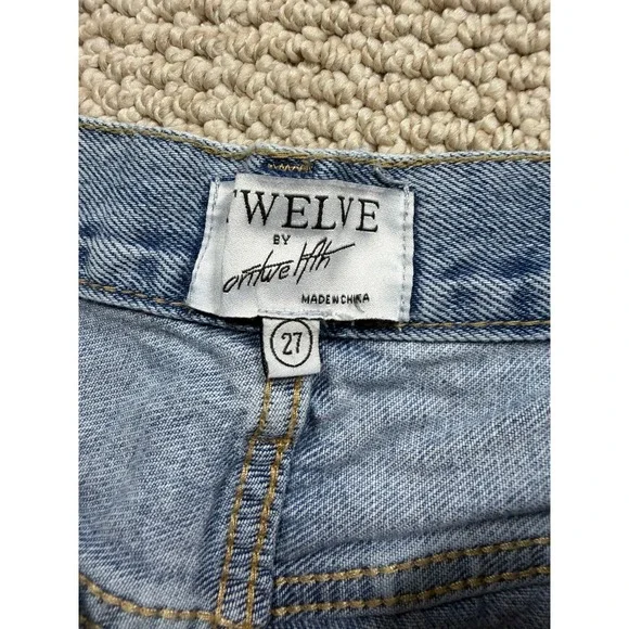 Twelve By Ontwelfth Jeans Womens Size 27 Blue Distressed Streetwear Baggy Denim - Picture 5 of 7